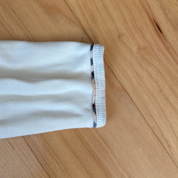 Baby Burberry Sweater - 3 Months - Picture 3 of 5